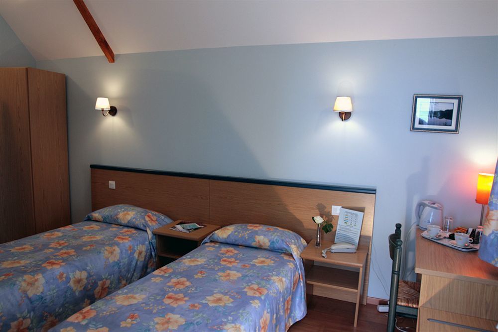 Auberge Du Cheval Blanc Бомон-Пье-де-Бёф Экстерьер фото